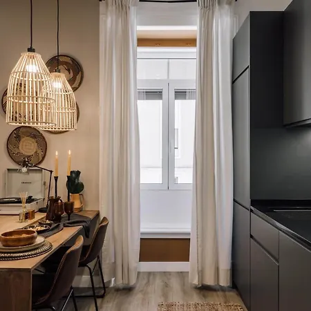 Inski - And Terrace In Avenidas Novas *