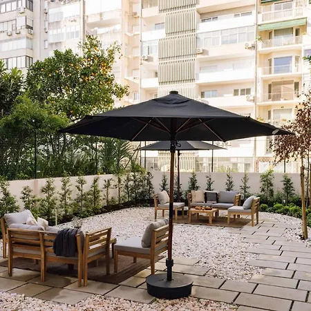 Inski - And Terrace In Avenidas Novas *