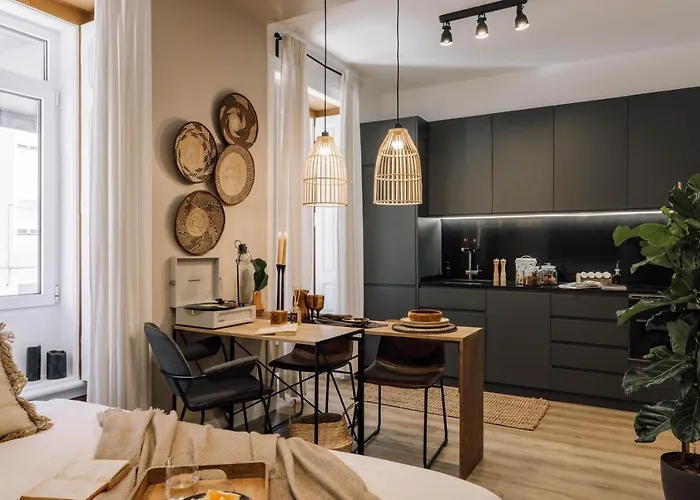 Апартаменты Inski - And Terrace In Avenidas Novas